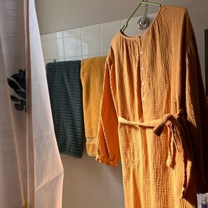 Yellow long sleeve 100% cotton dress with pockets